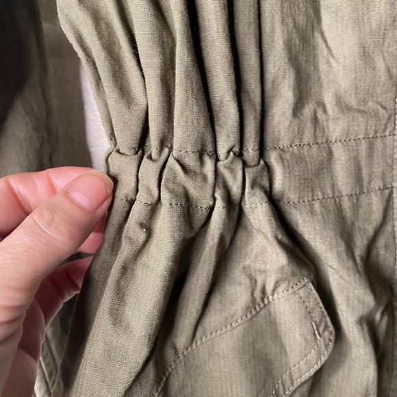 Levi's Jacket Women Size XS Military Utility Hooded Full Zip Epaulets Green - Picture 12 of 15